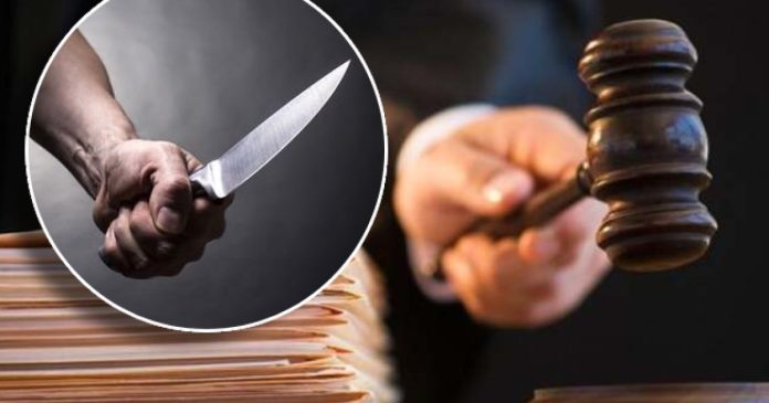 Oradea: 3 ani și 6 luni de închisoare pentru tânărul care și-a atacat mama cu cuțitul