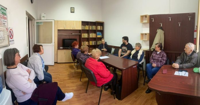 Seniorii din Oradea pot primi gratuit sprijin psihologic