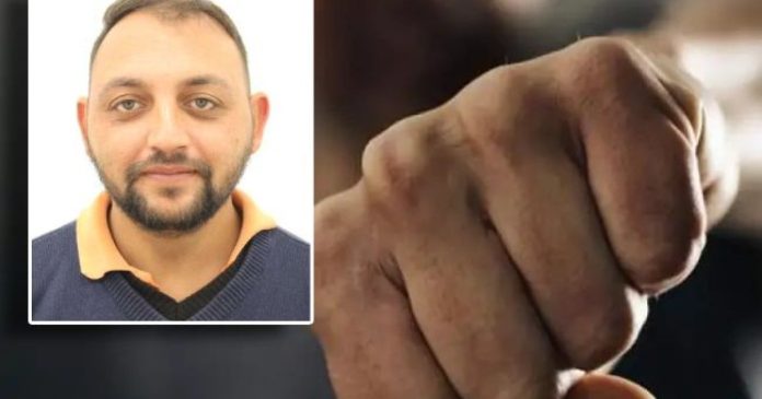 Un bărbat care a amenințat și bătut o femeie în propria casă este căutat de polițiști